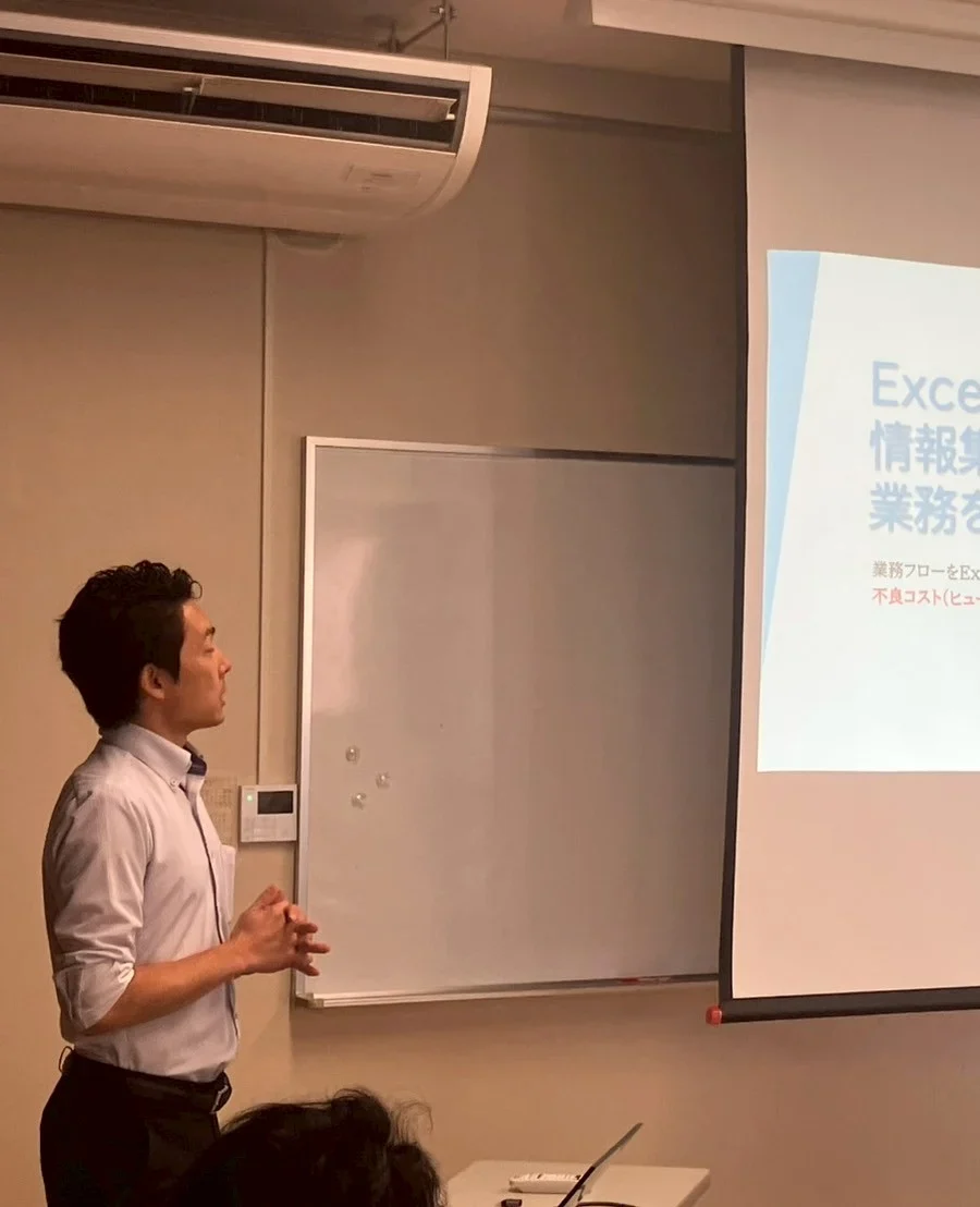 IT活用講座で説明する大垣由騎